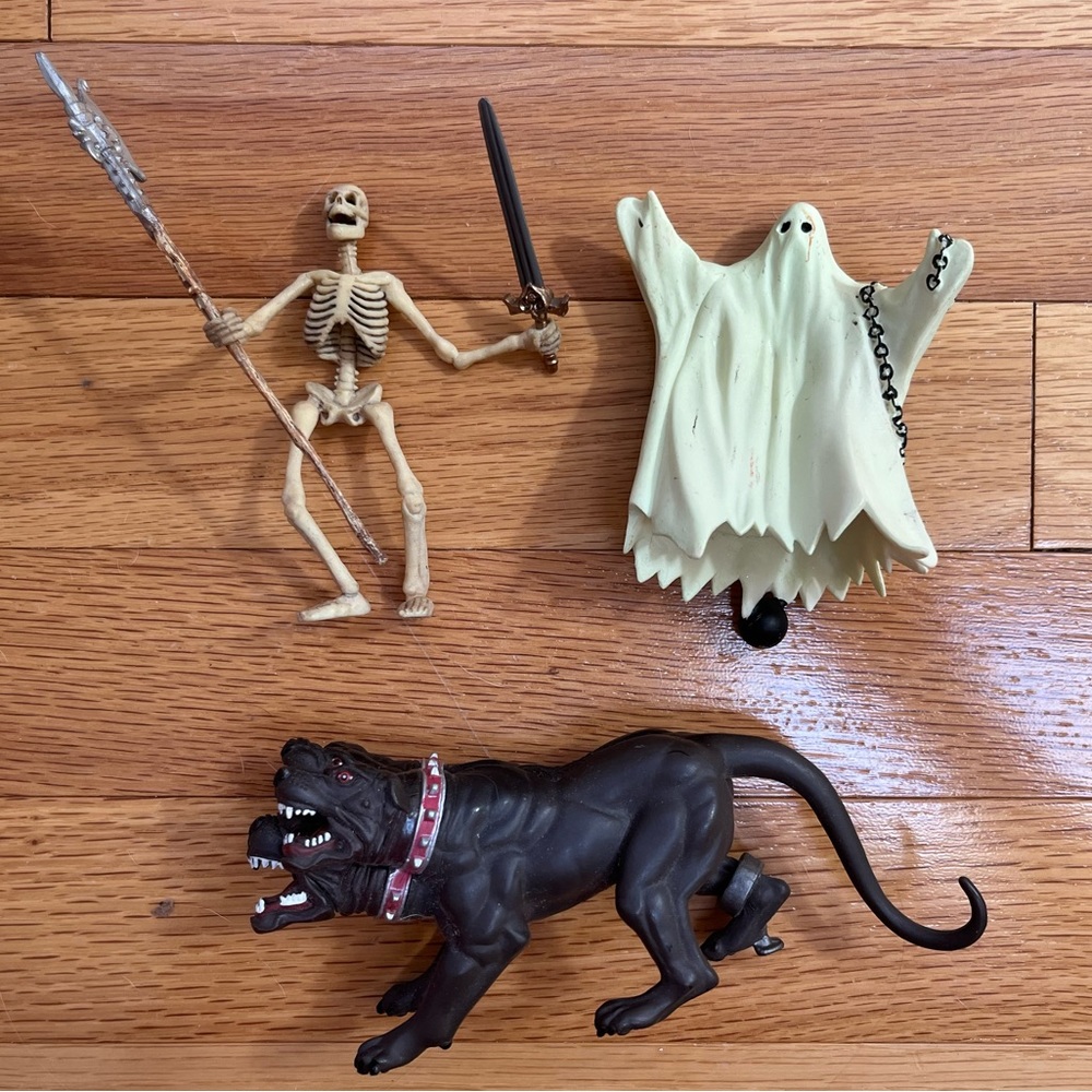 Schleich figurines -glow in the dark ghost, skeleton, 3 headed dog